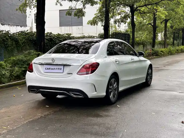 Mercedes-Benz C-Class 2020
