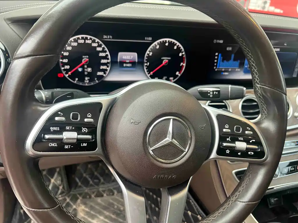 Mercedes-Benz E-Class 2020 — фото 8