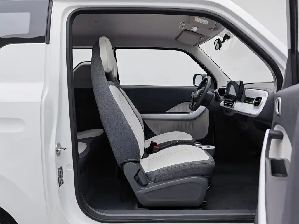 Geely Galaxy Panda 2025 — фото 23