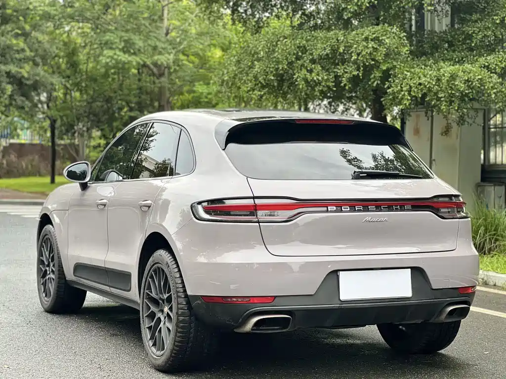 Porsche Macan 2019 — фото 14