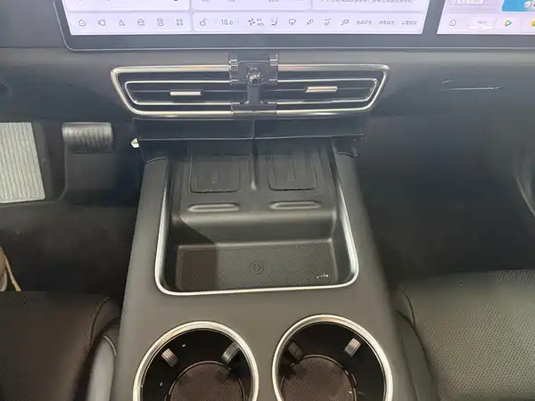 Li Auto L7 2024
