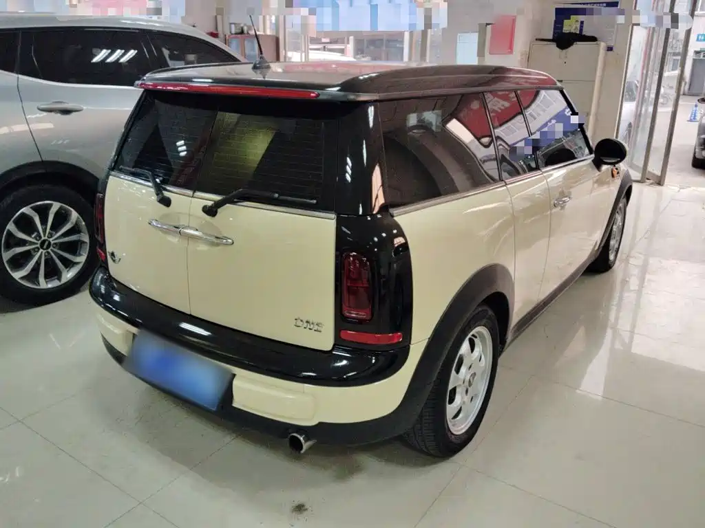 MINI Clubman 2014 — фото 23