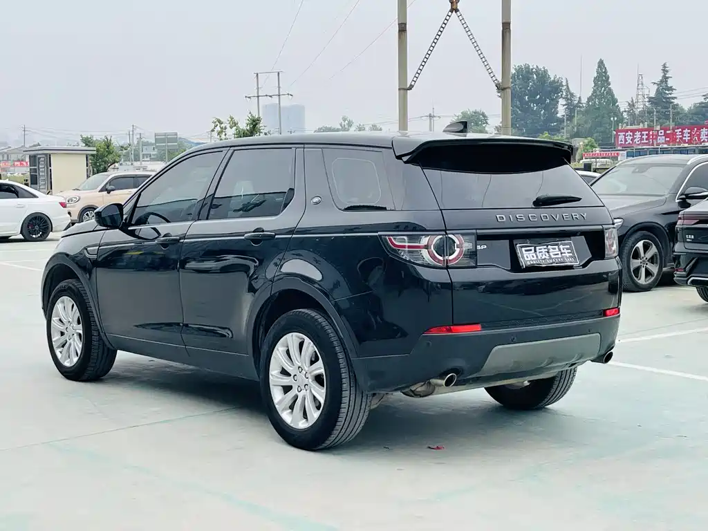 Land Rover Discovery Sport 2018 — фото 10