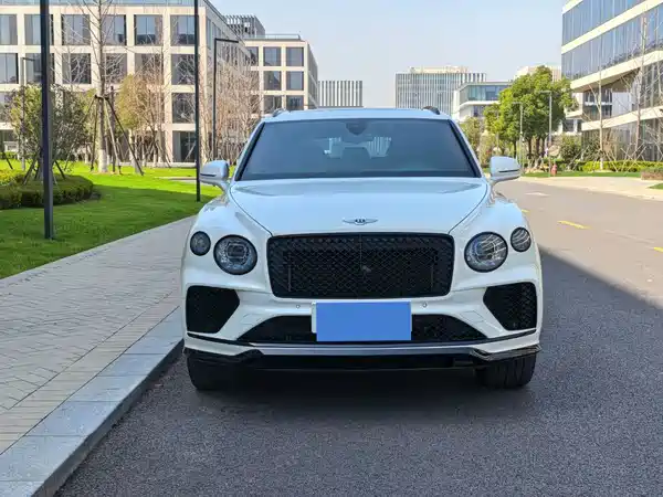 Bentley Bentayga 2023