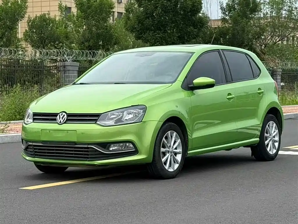 Volkswagen Polo 2015 — фото 3