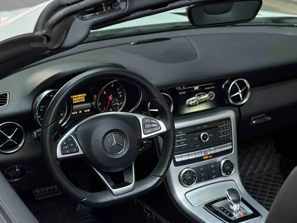 Mercedes-Benz SLC 2017 — фото 7