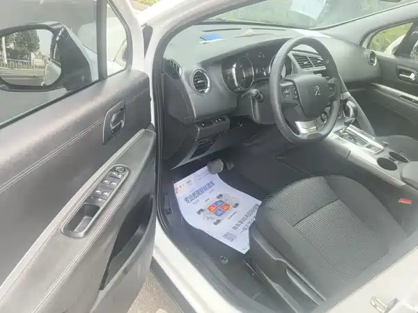 Peugeot 3008 2016