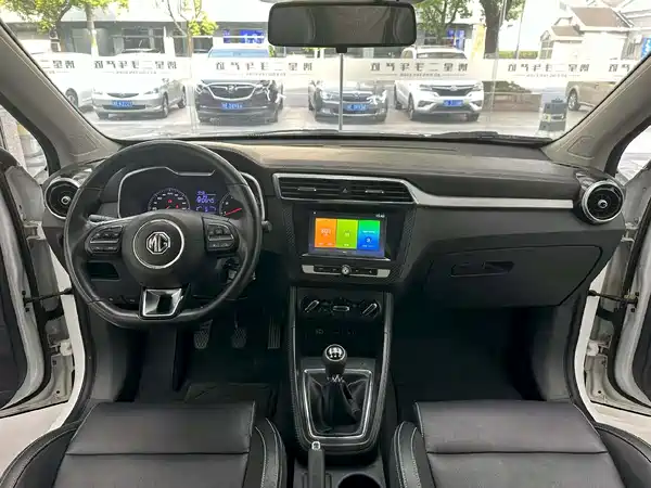 MG ZS 2017
