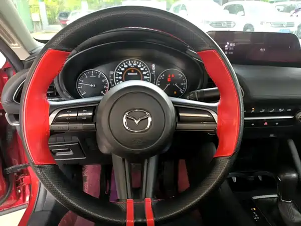 Mazda 3 Axela 2021
