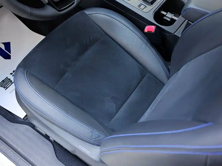Subaru Legacy 2021 — фото 28