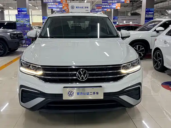 Volkswagen Tiguan L 2023