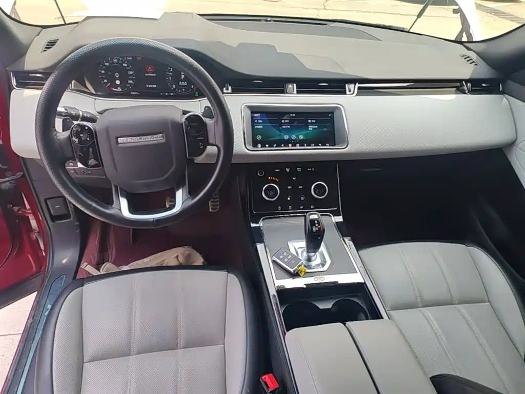 Land Rover Evoque 2021 — фото 10