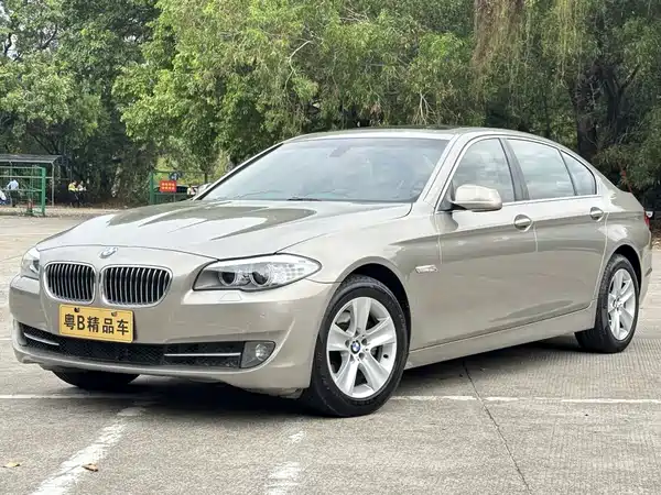 BMW 5 Series 2011