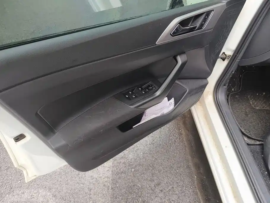 Volkswagen Polo 2021