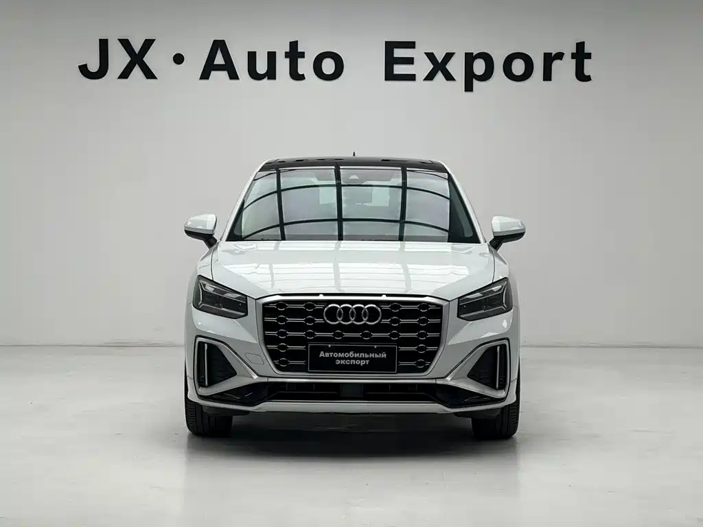 Audi Q2L 2022