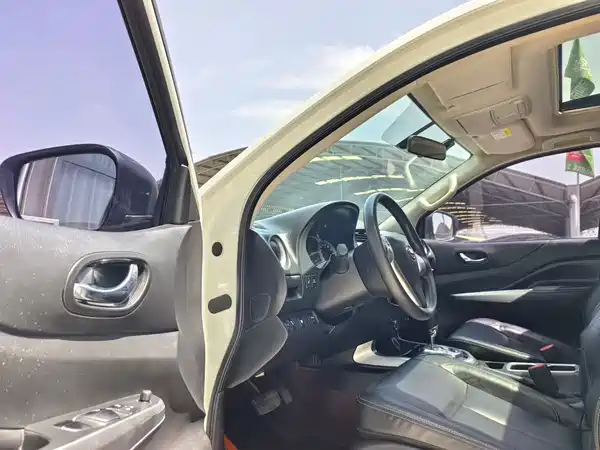 Nissan Terra 2019