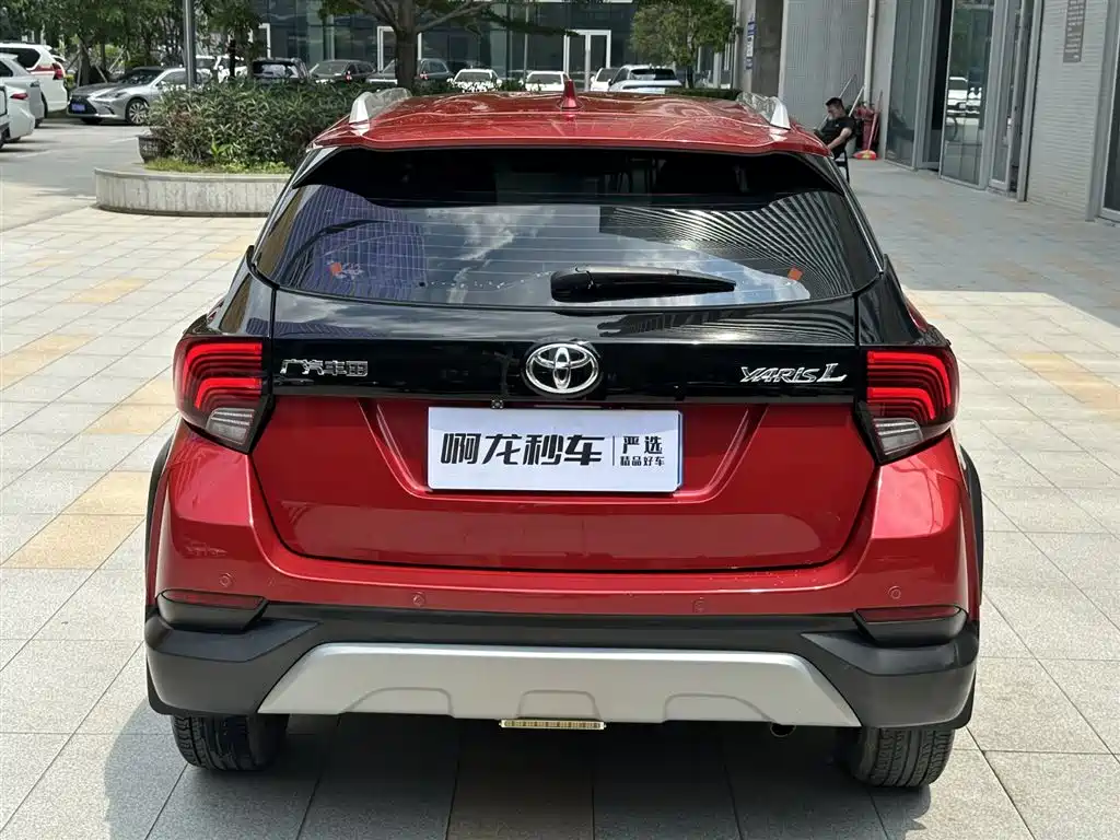 Toyota Yaris L 2020 — фото 22
