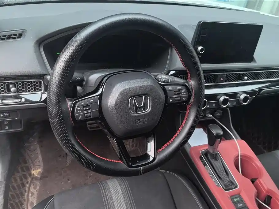 Honda Civic 2023 — фото 15