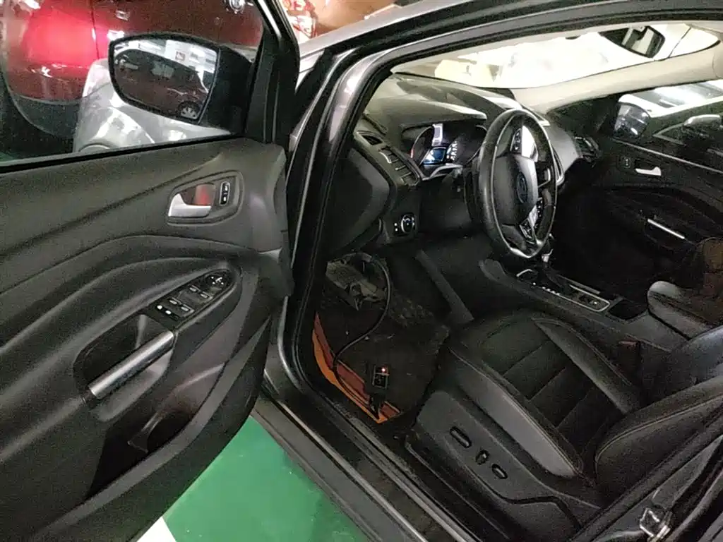Ford Kuga 2019 — фото 16