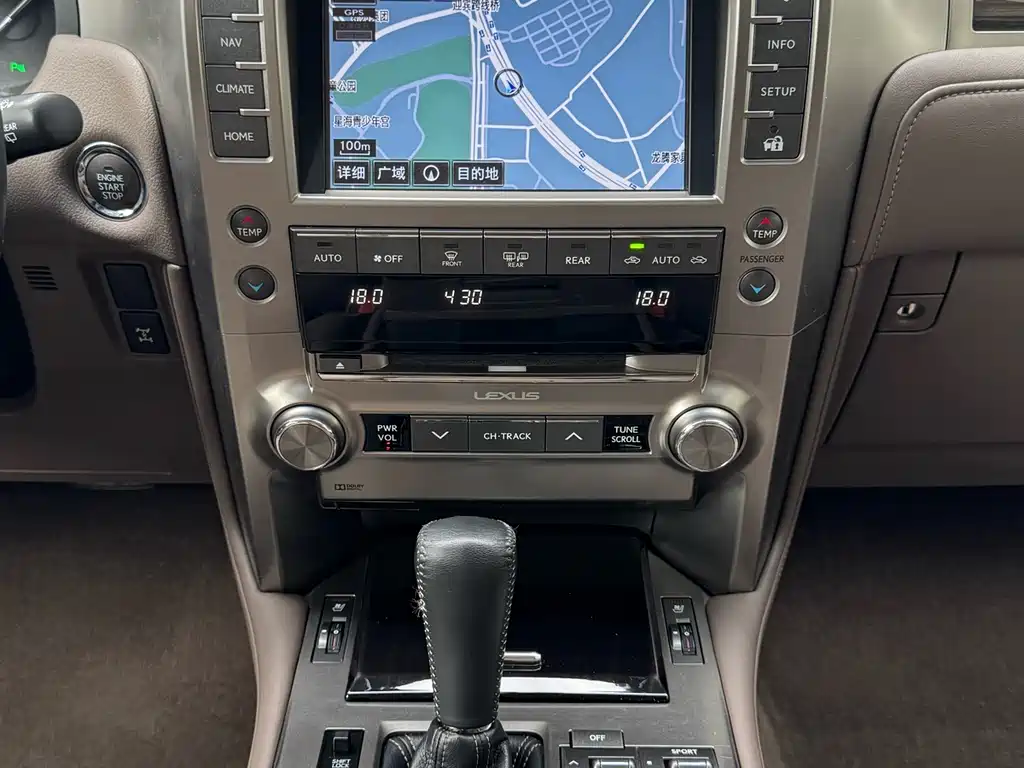 Lexus GX 2015 — фото 11