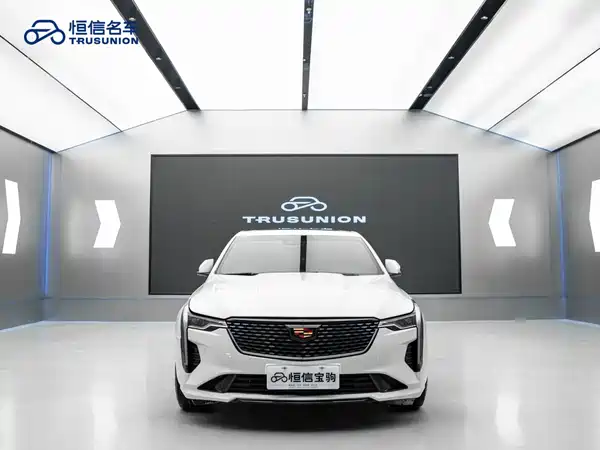 Cadillac CT4 2021