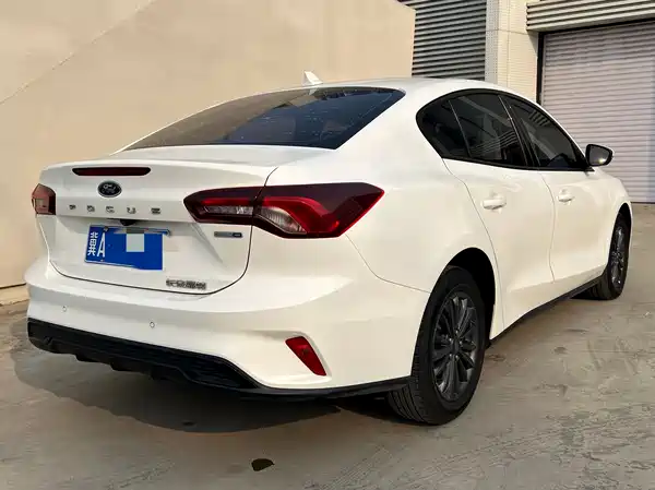 Ford Focus 2023
