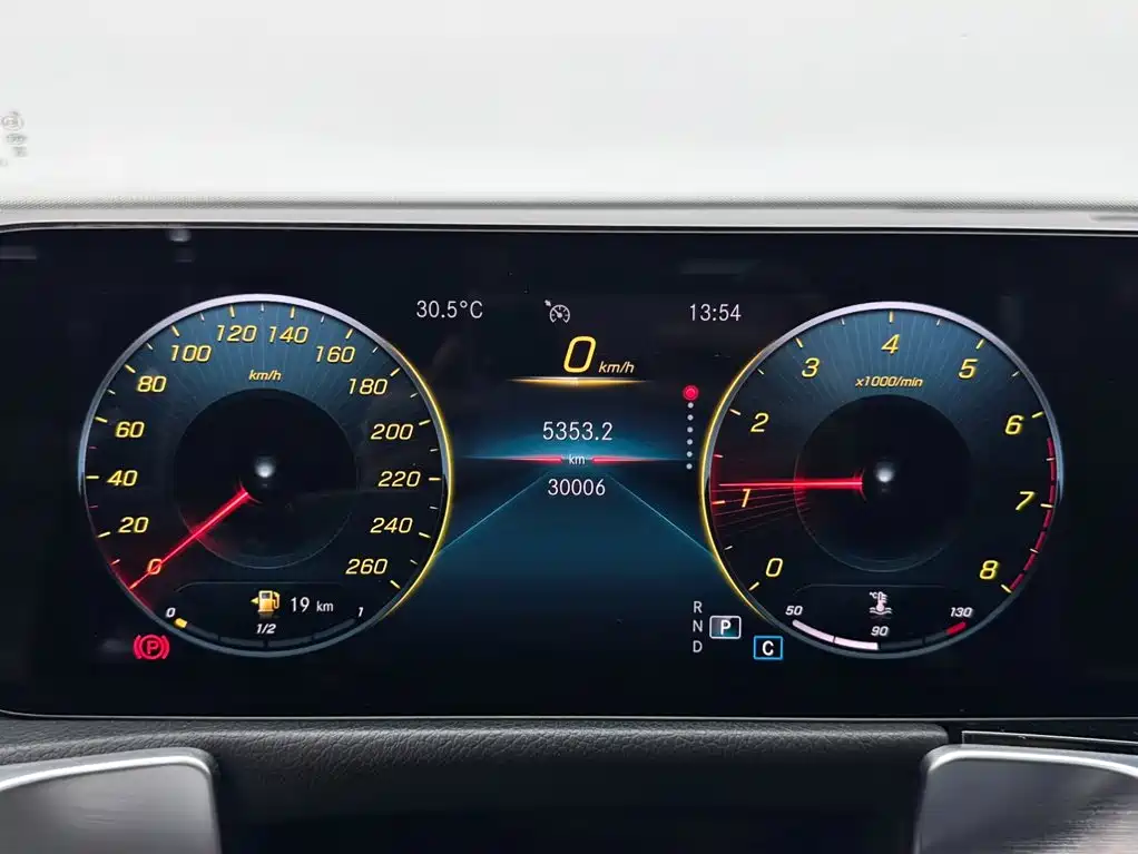 Mercedes-Benz GLB 2022 — фото 14