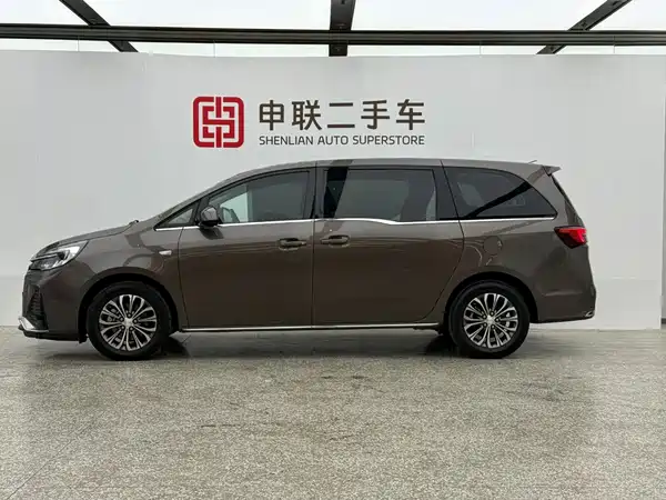 Buick GL8 2022