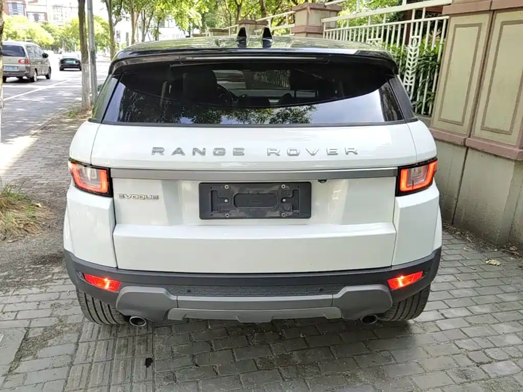 Land Rover Range Rover Evoque 2019 — фото 6