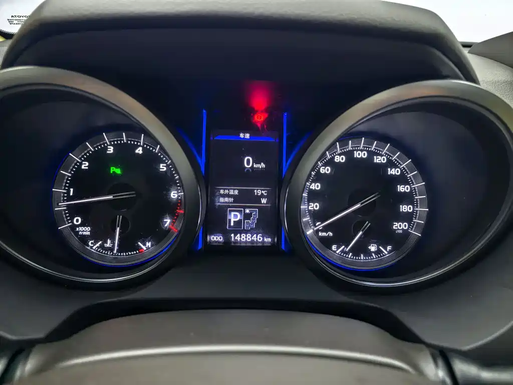 Toyota Prado 2017 — фото 15