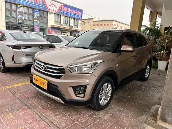 Hyundai ix25 2015