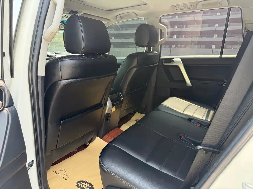 Toyota Prado 2018 — фото 10
