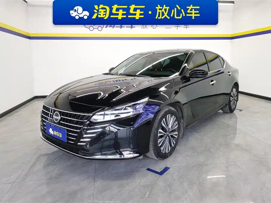 Nissan Teana 2023 — фото 1