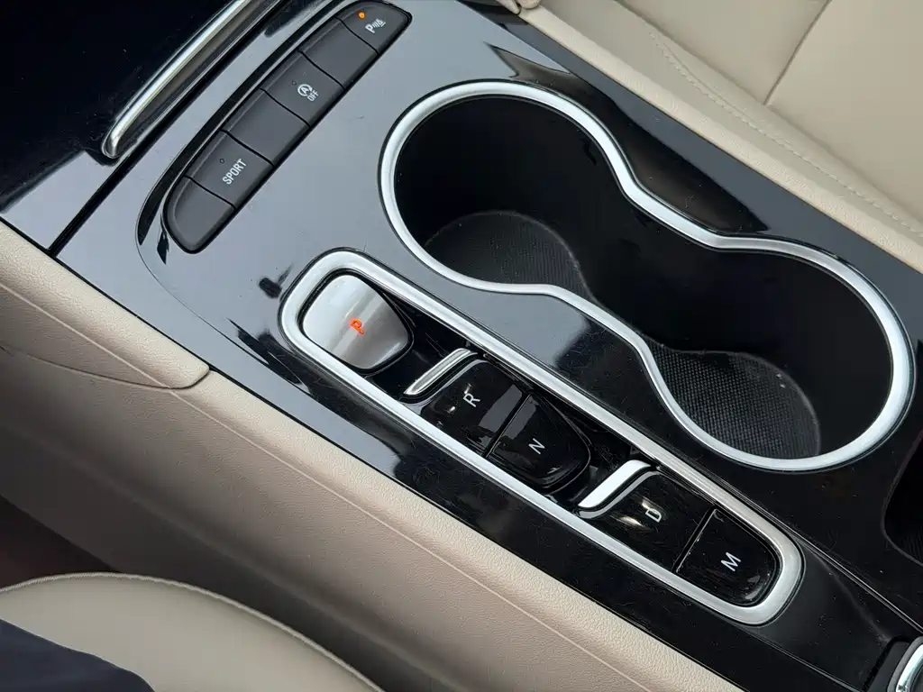 Buick Regal 2021 — фото 16