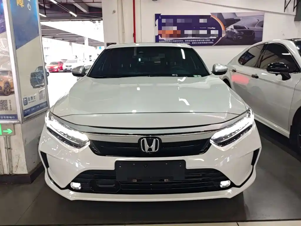 Honda Inspire 2023 — фото 3