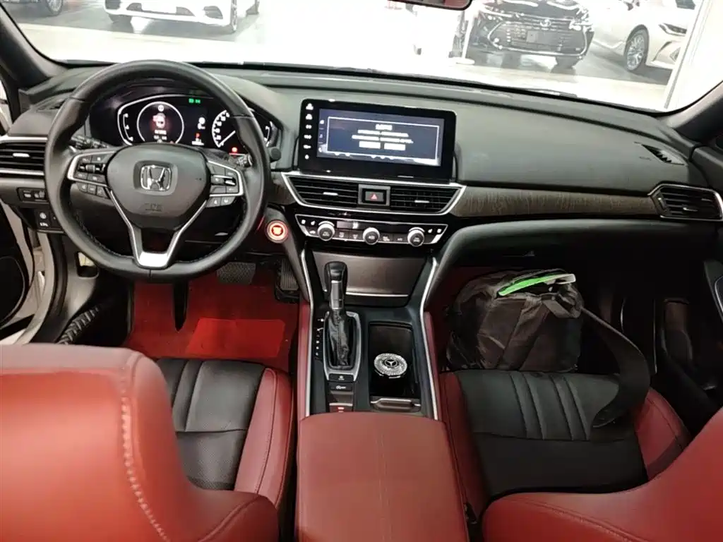 Honda Inspire 2023 — фото 10