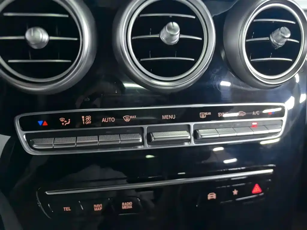 Mercedes-Benz GLC 2021 — фото 13
