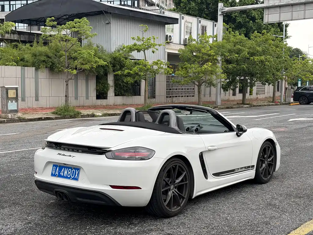Porsche 718 2020 — фото 18