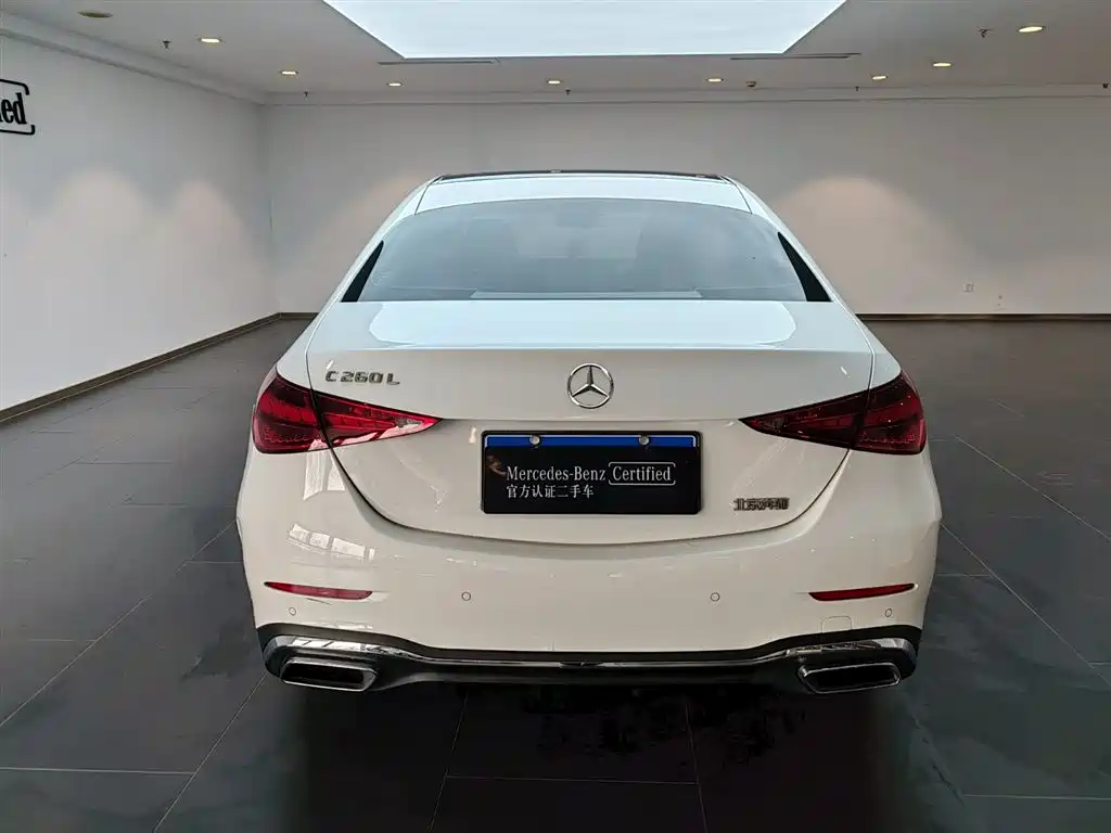 Mercedes-Benz C-Class 2024 — фото 4