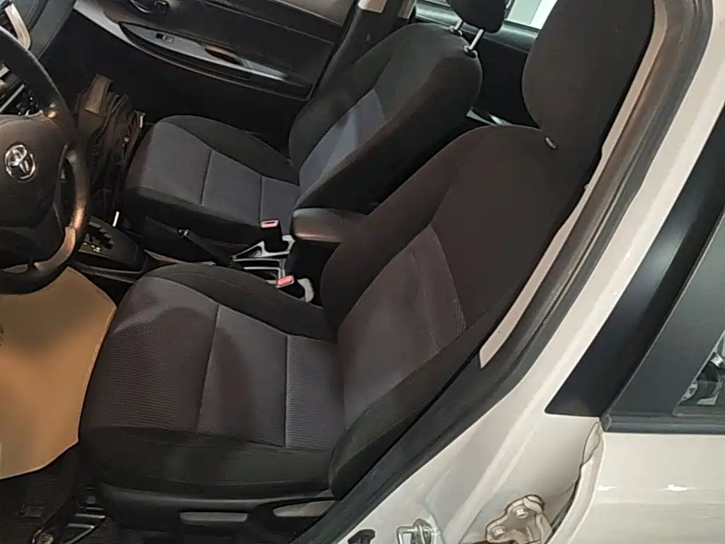 Toyota Yaris L 2016 — фото 15
