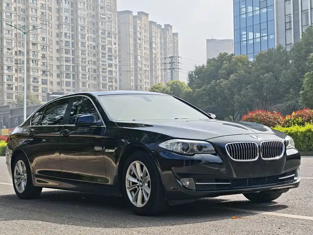 BMW 5 Series 2012