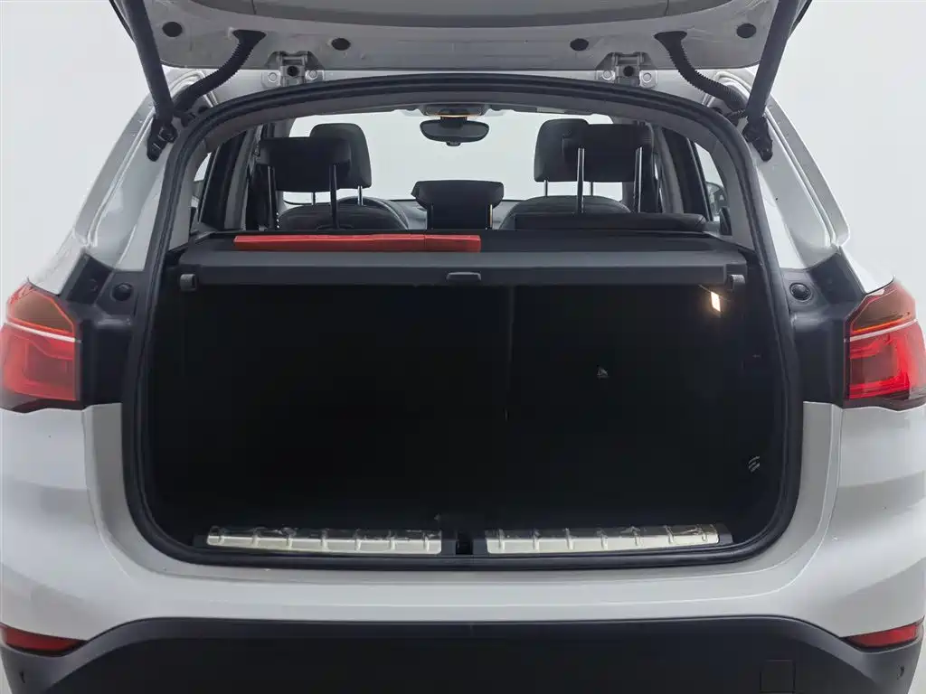 BMW X1 2017 — фото 16