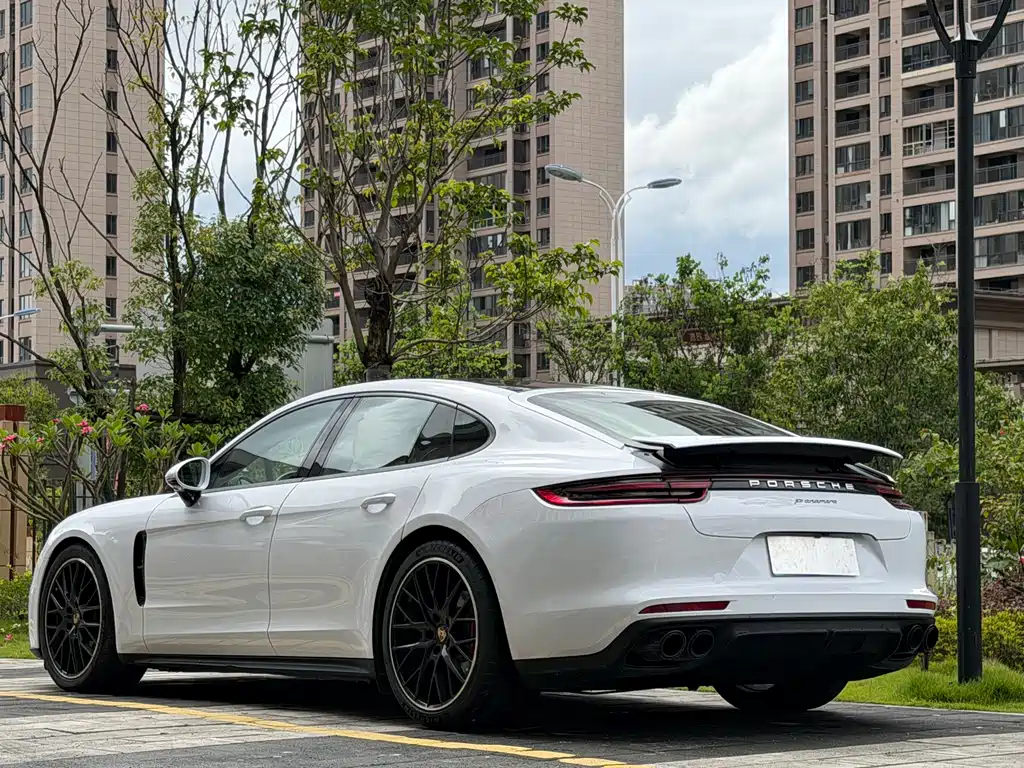 Porsche Panamera 2020 — фото 4