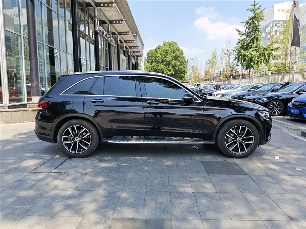 Mercedes-Benz GLC 2020 — фото 26