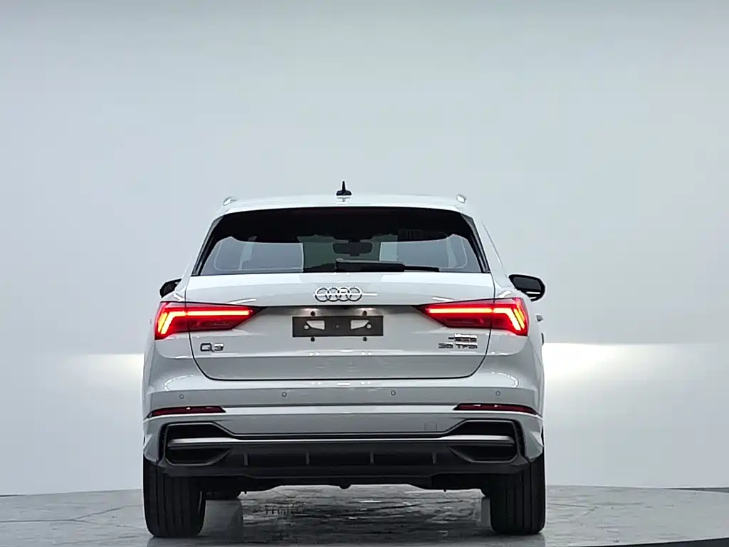 Audi Q3 2023 — фото 20