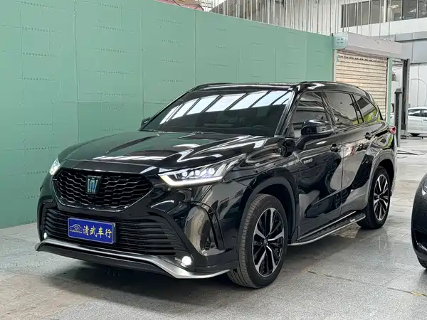 Toyota Crown Kluger 2022