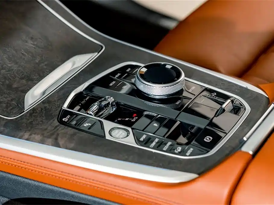 BMW X7 2024 — фото 19