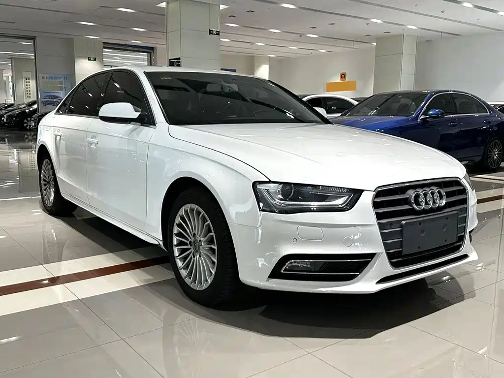 Audi A4L 2015 — фото 2