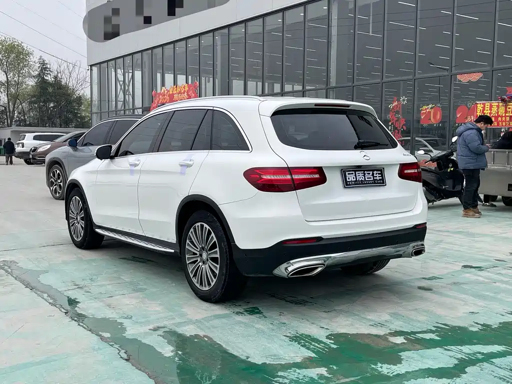 Mercedes-Benz GLC 2017 — фото 14