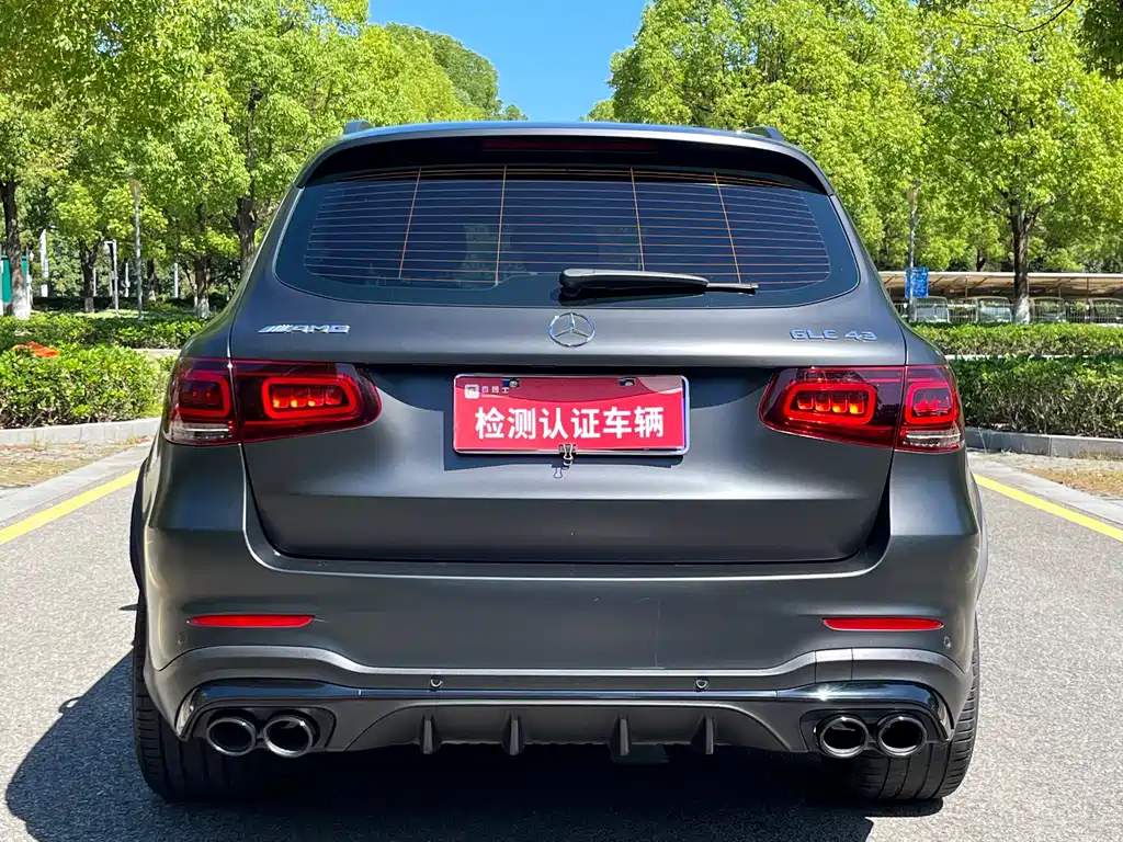 Mercedes-Benz GLC AMG 2023 — фото 19